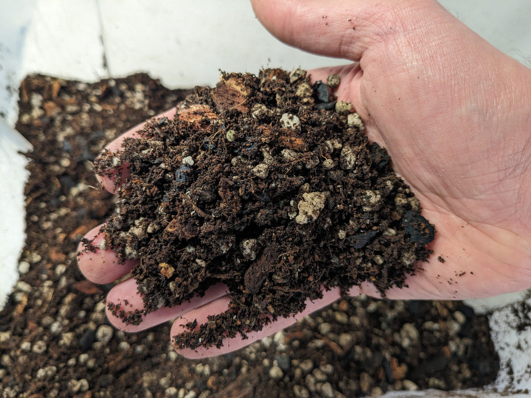 Happy Hoya Soil Blend, Premium Peat-Free Potting Soil Mix, 2 Lb