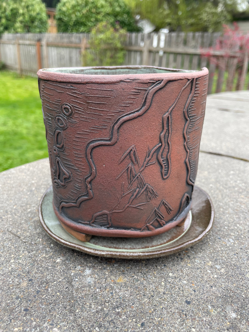 Ceramic planter