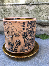 Load image into Gallery viewer, Sustainable ceramic planter pot
